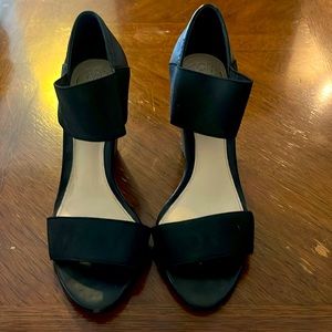 Vince Camuto Women's Moona Wedge Sandal, Black